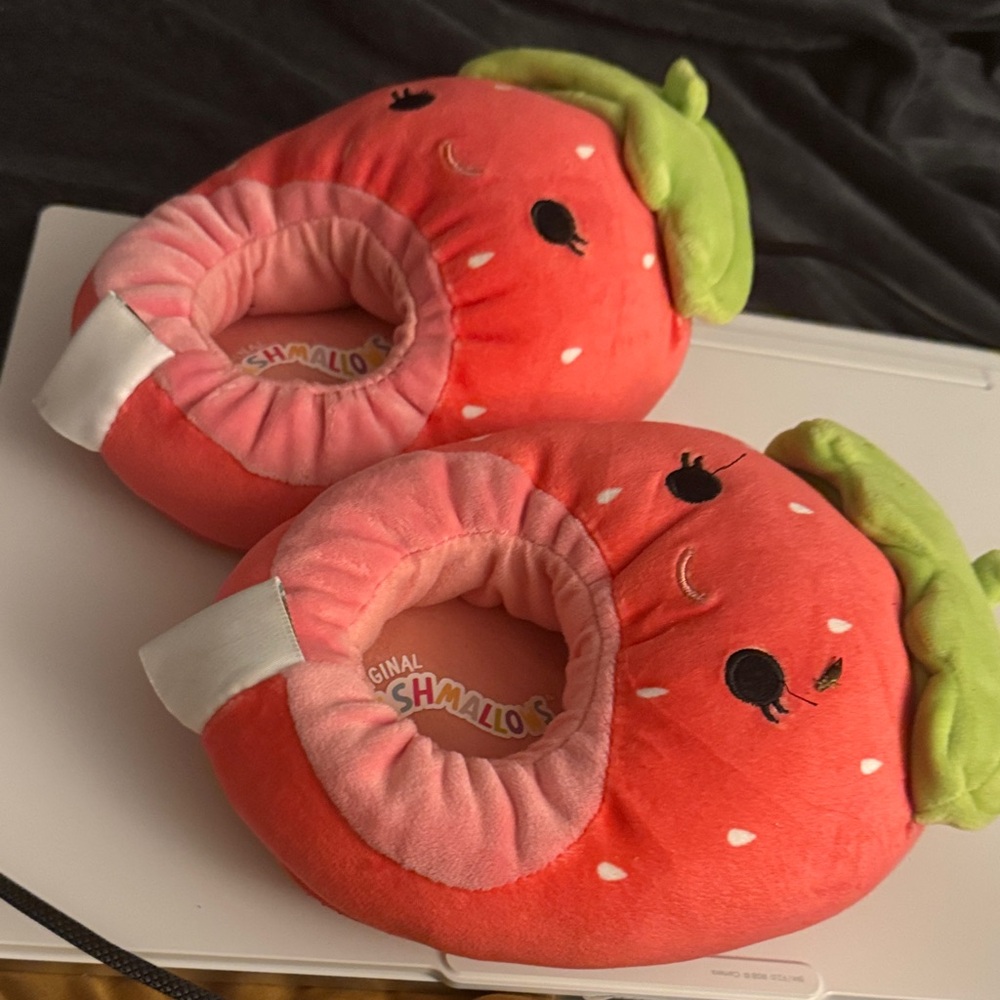 Squishmallows Strawberry Kids Slippers - Pink and Green
